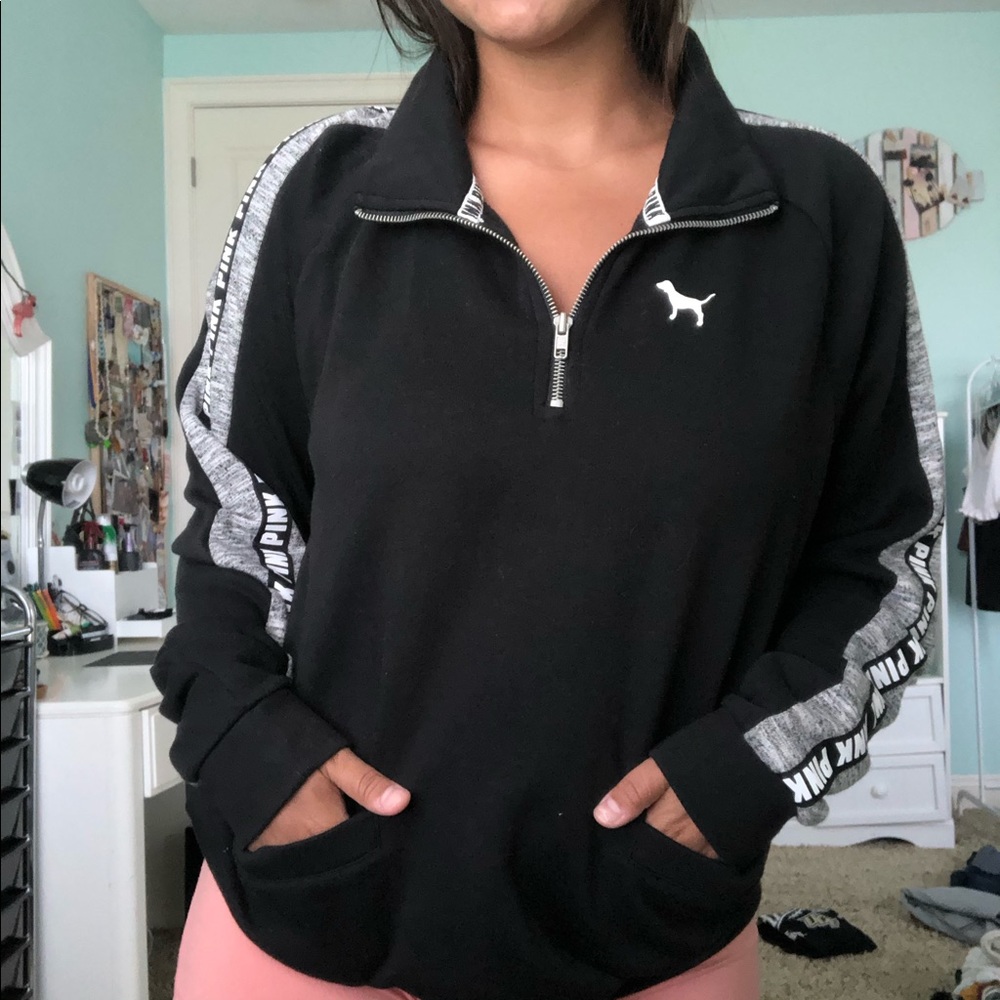 VICTORIAS SECRET PINK half zip